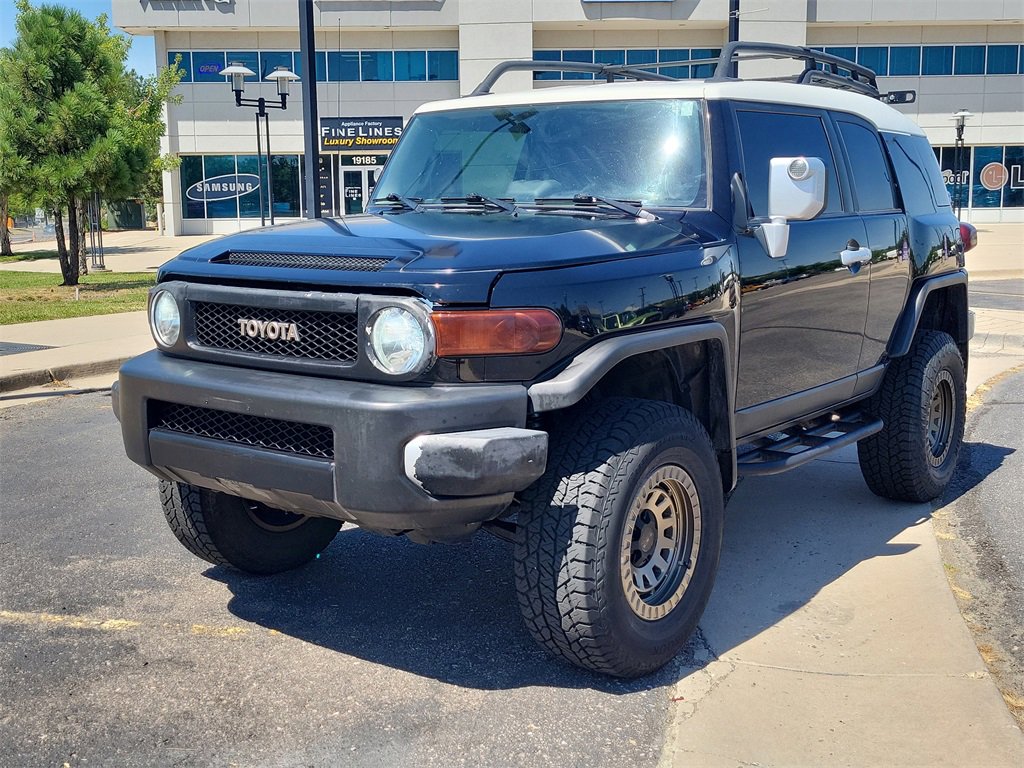 Used 2013 Toyota FJ Cruiser 4WD image 9