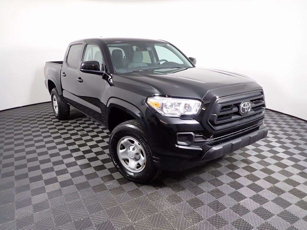 Used 2023 Toyota Tacoma SR image 3