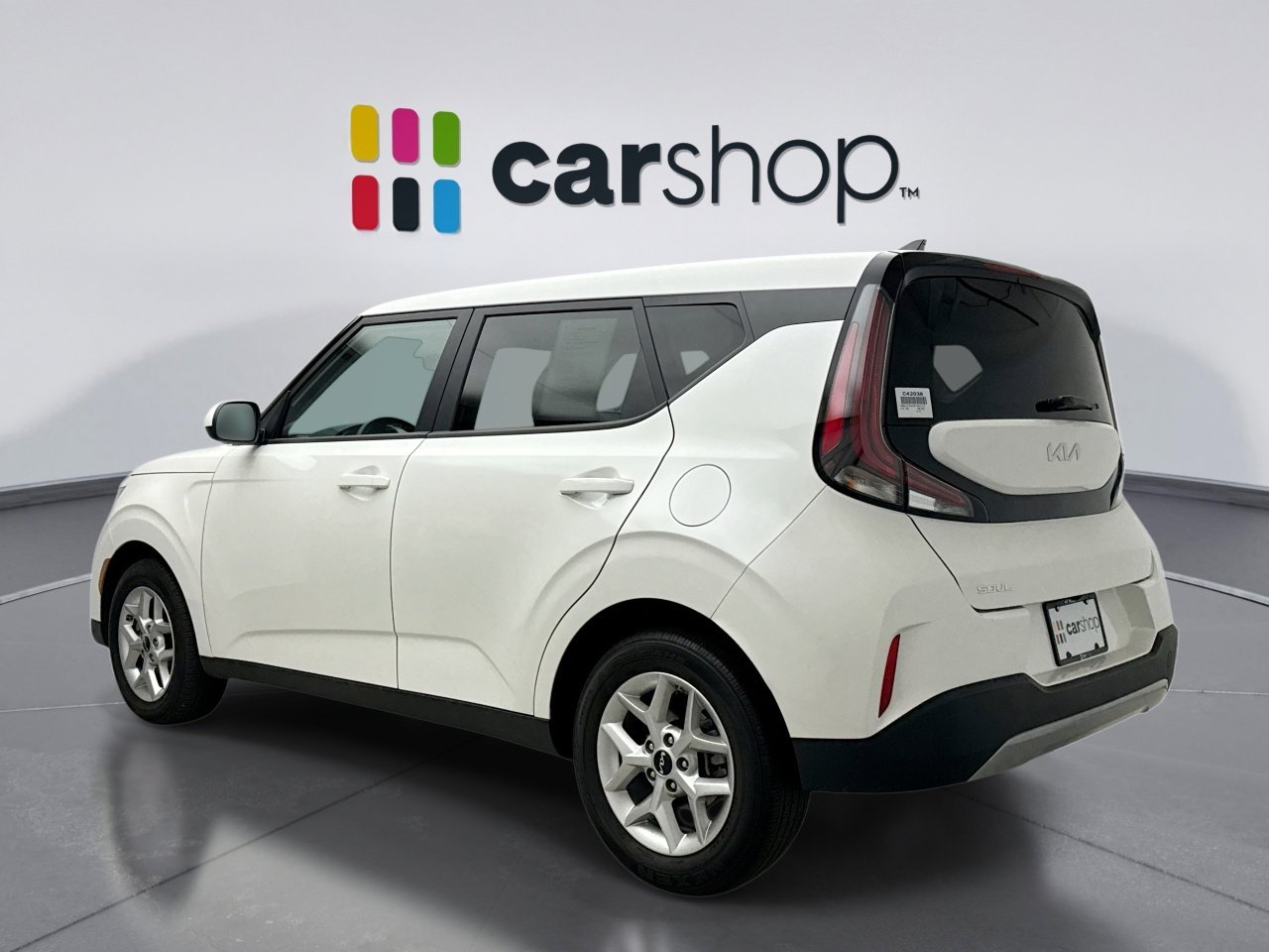 Used 2023 Kia Soul LX w/ LX Technology Package FWD image 3