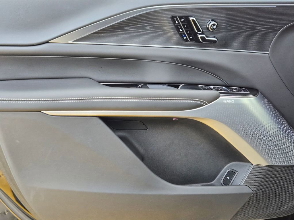 Certified 2025 Cadillac Lyriq Luxury w/ LPO, Floor Liner Package image 26