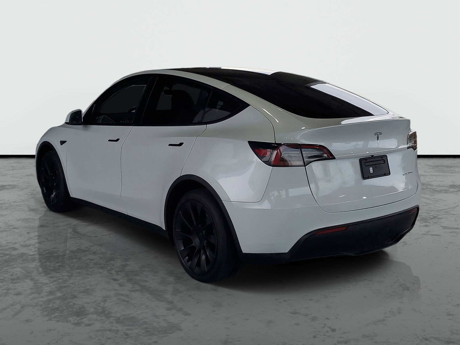 Used 2023 Tesla Model Y Long Range AWD/4WD image 3