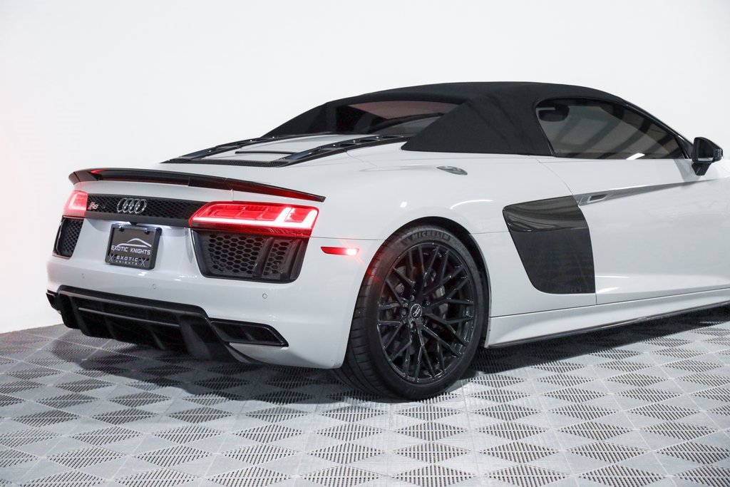 Used 2018 Audi R8 V10 plus image 6