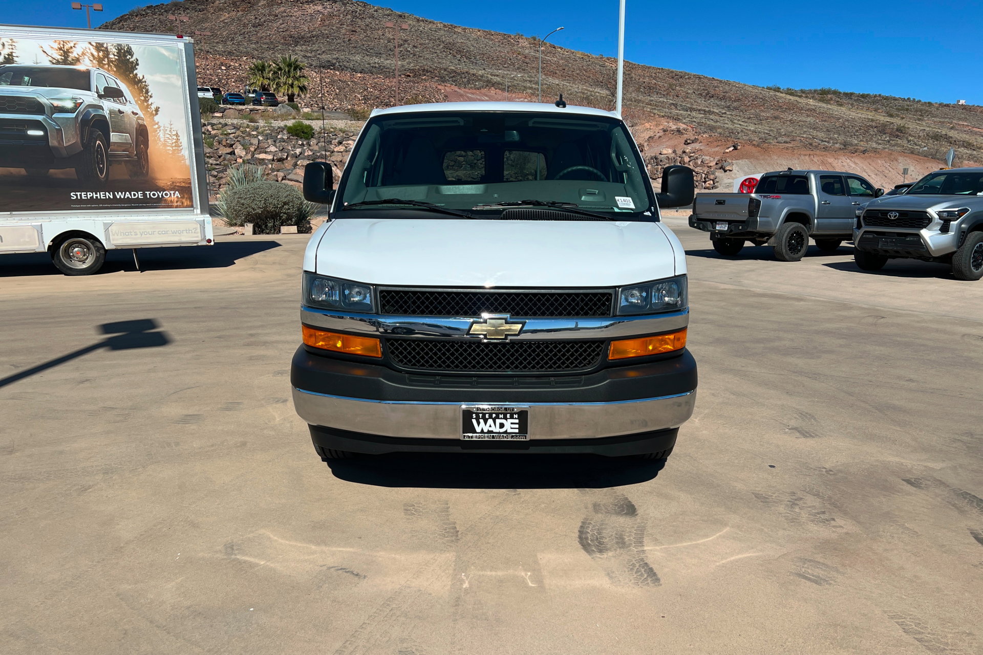 Certified 2024 Chevrolet Express 3500 LT w/ LT Preferred Equipment Group image 9
