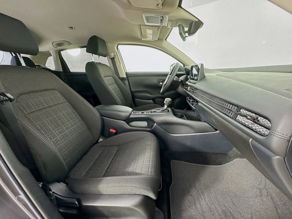 Used 2025 Honda HR-V LX image 34