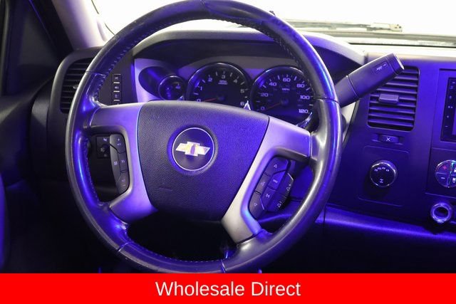 Used 2007 Chevrolet Silverado 1500 LT w/ 1LT Convenience Package AWD/4WD image 15