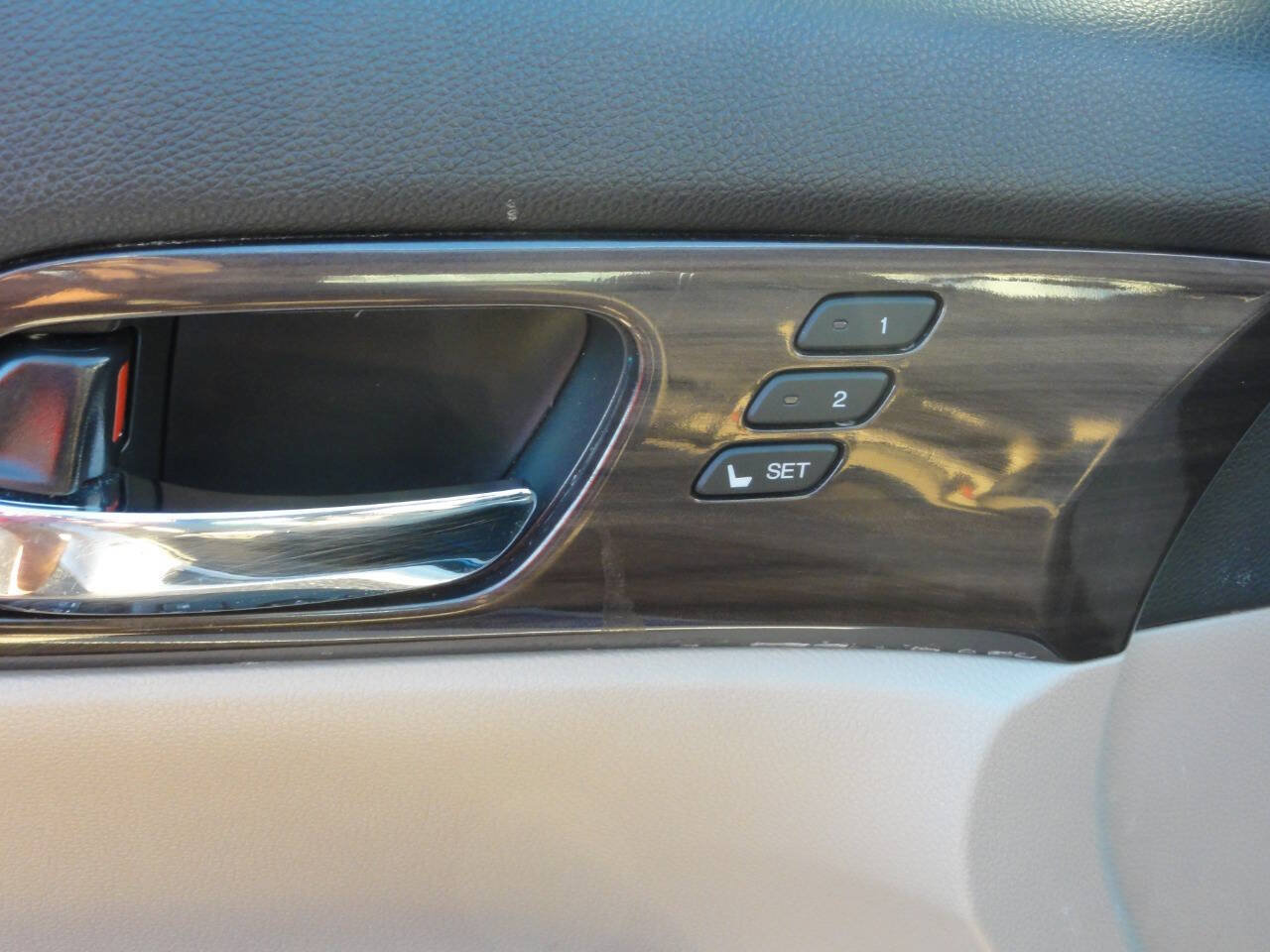 Used 2017 Honda Accord EX-L image 40