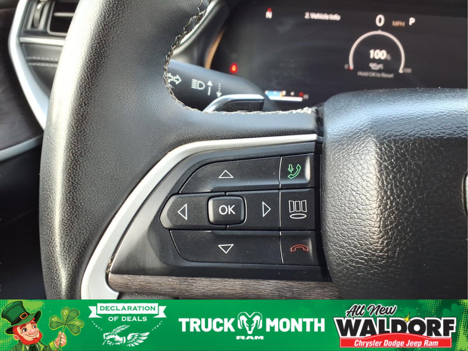 Used 2023 Jeep Grand Cherokee Limited image 16