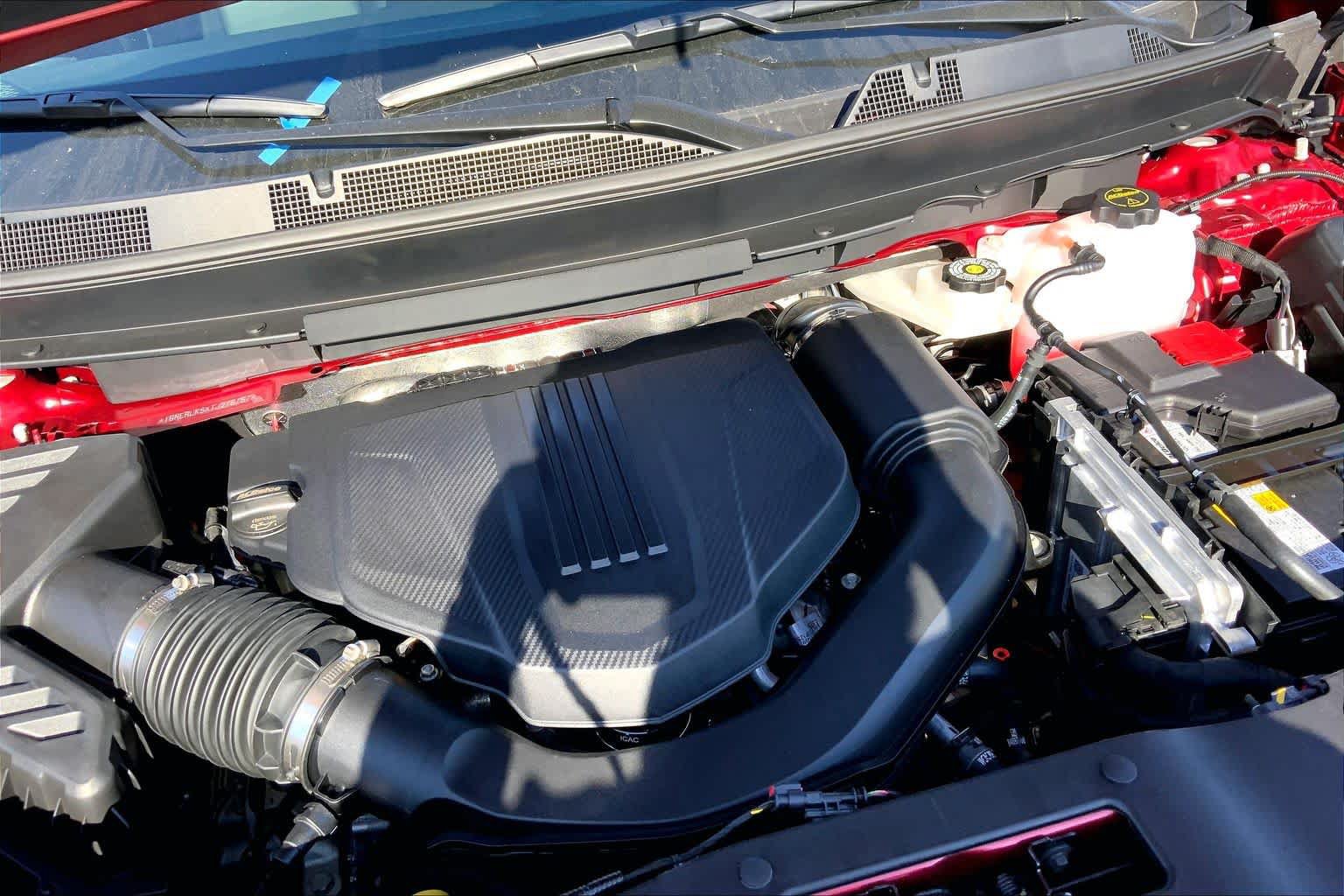 New 2026 Chevrolet Traverse RS w/ LPO, Floor Liner Package FWD image 17