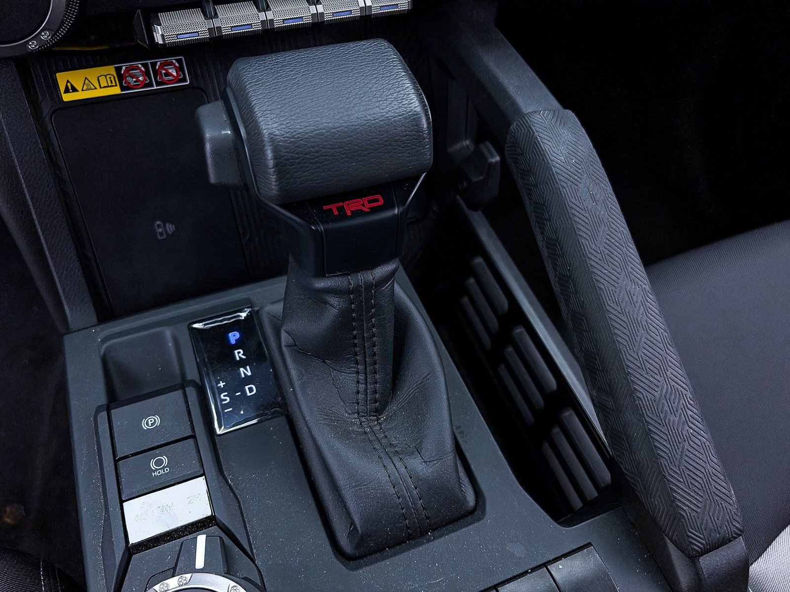 Used 2024 Toyota Tacoma TRD Off-Road w/ TRD Off Road Upgrade Package image 30