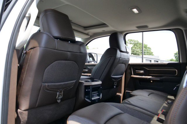 Used 2026 RAM 3500 Longhorn AWD/4WD image 32