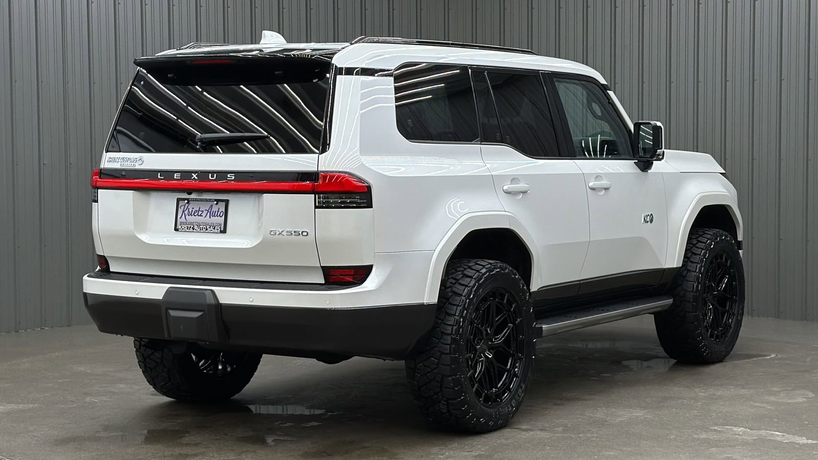 Used 2025 Lexus GX 550 w/ Accessory Package (Z1) image 5