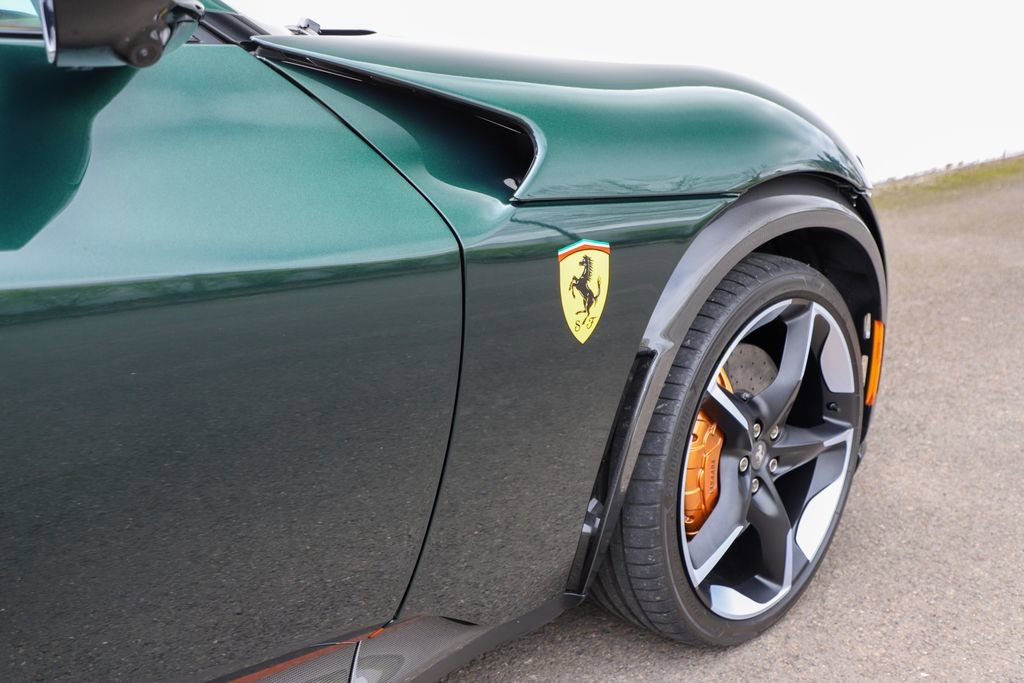 Certified 2025 Ferrari Purosangue image 33