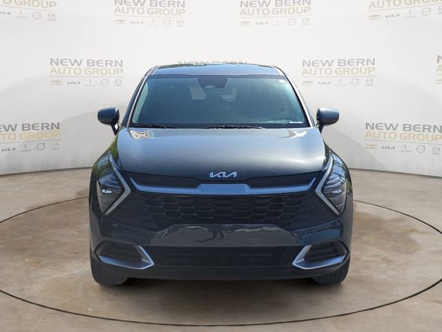 Used 2024 Kia Sportage LX image 8