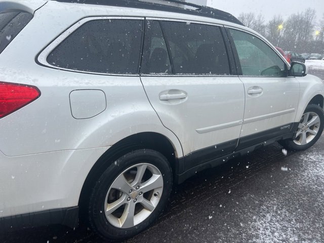 Used 2013 Subaru Outback 2.5i Premium image 5