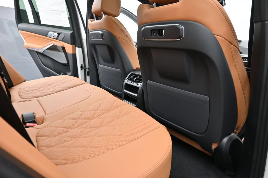 New 2026 BMW X5 xDrive40i w/ Premium Package AWD/4WD image 19