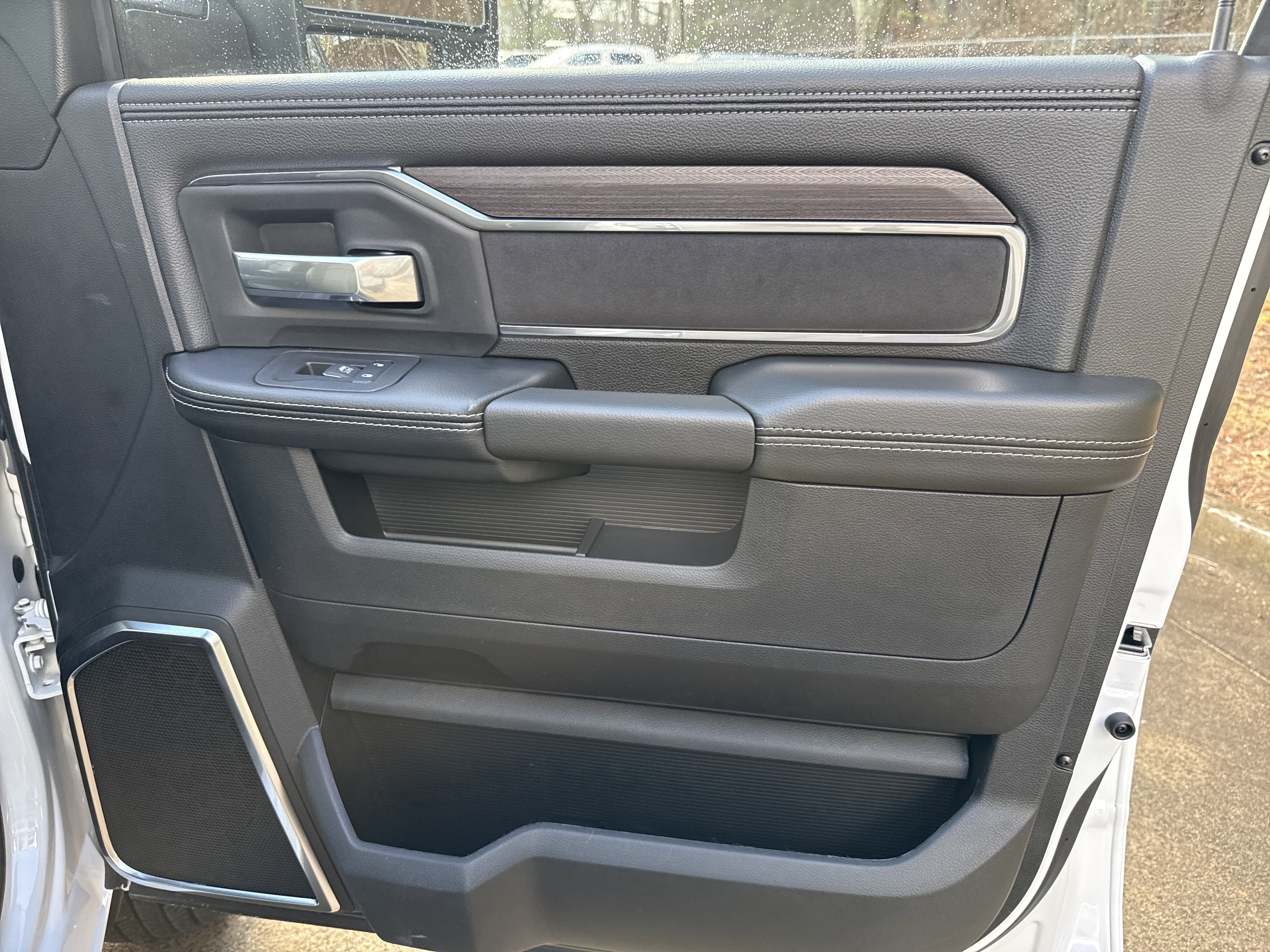 New 2025 RAM 3500 Laramie w/ Towing Technology Group image 16