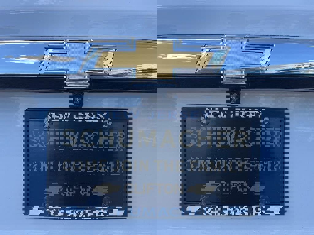 Used 2023 Chevrolet Traverse LS w/ Safety Package image 14