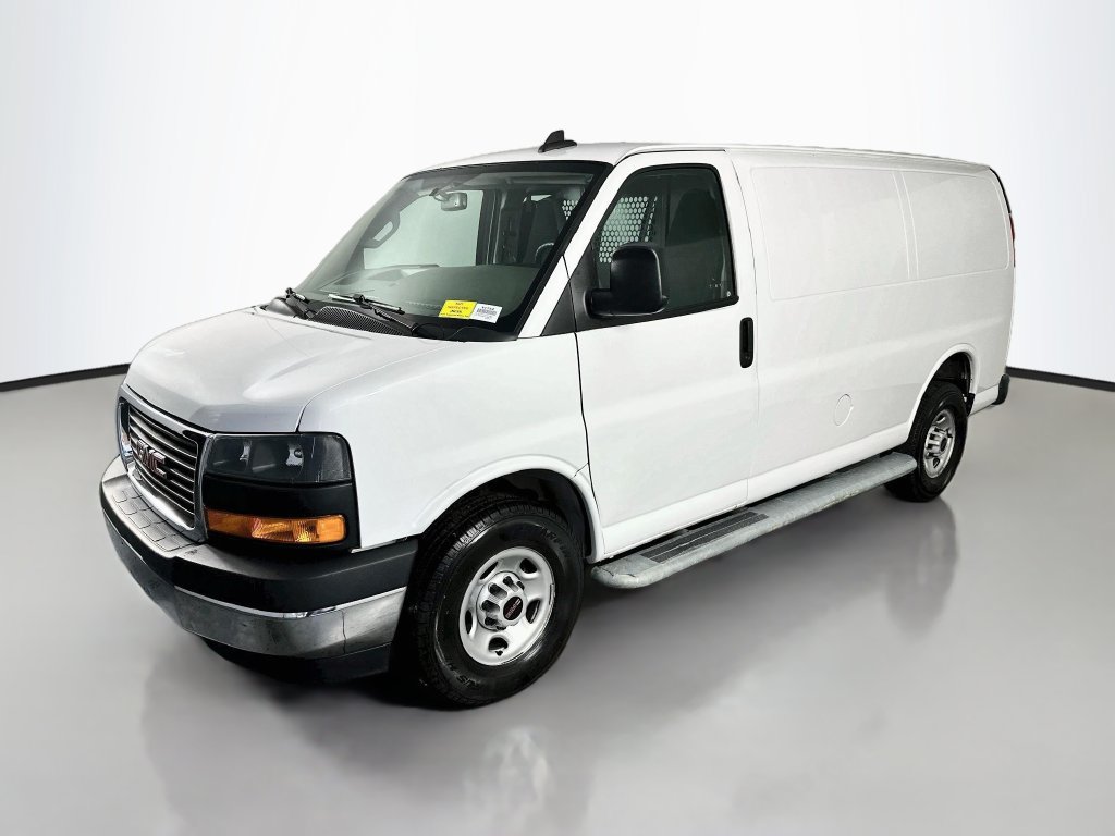 Used 2022 GMC Savana 2500 w/ Driver Convenience Package RWD image 3