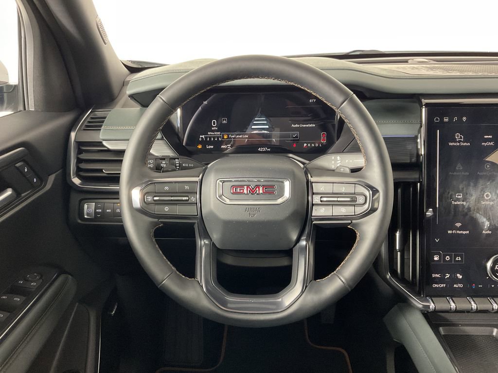 Used 2025 GMC Acadia AT4 image 13