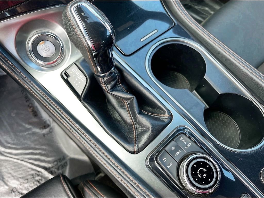 Used 2023 Nissan Maxima SR w/ Sport Mat Group image 17