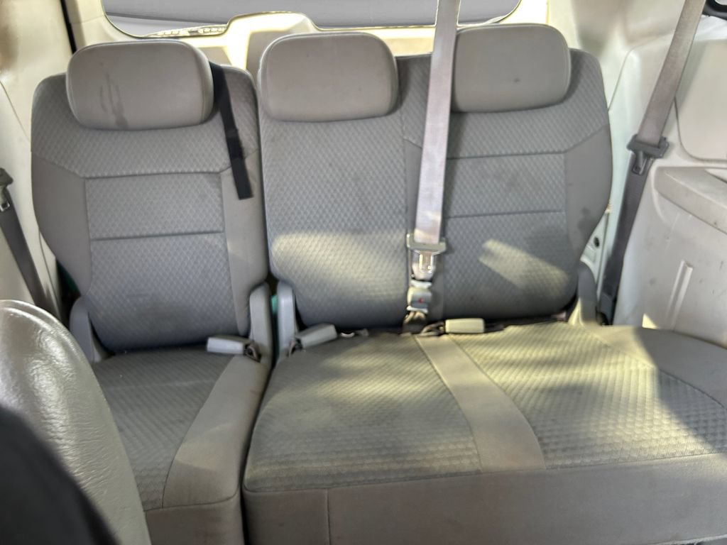 Used 2010 Chrysler Town & Country Touring FWD image 31