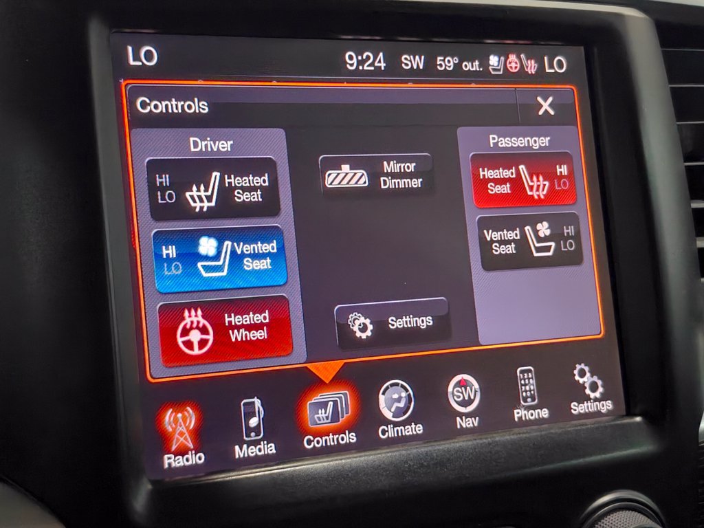 Used 2014 RAM 1500 Limited AWD/4WD image 42