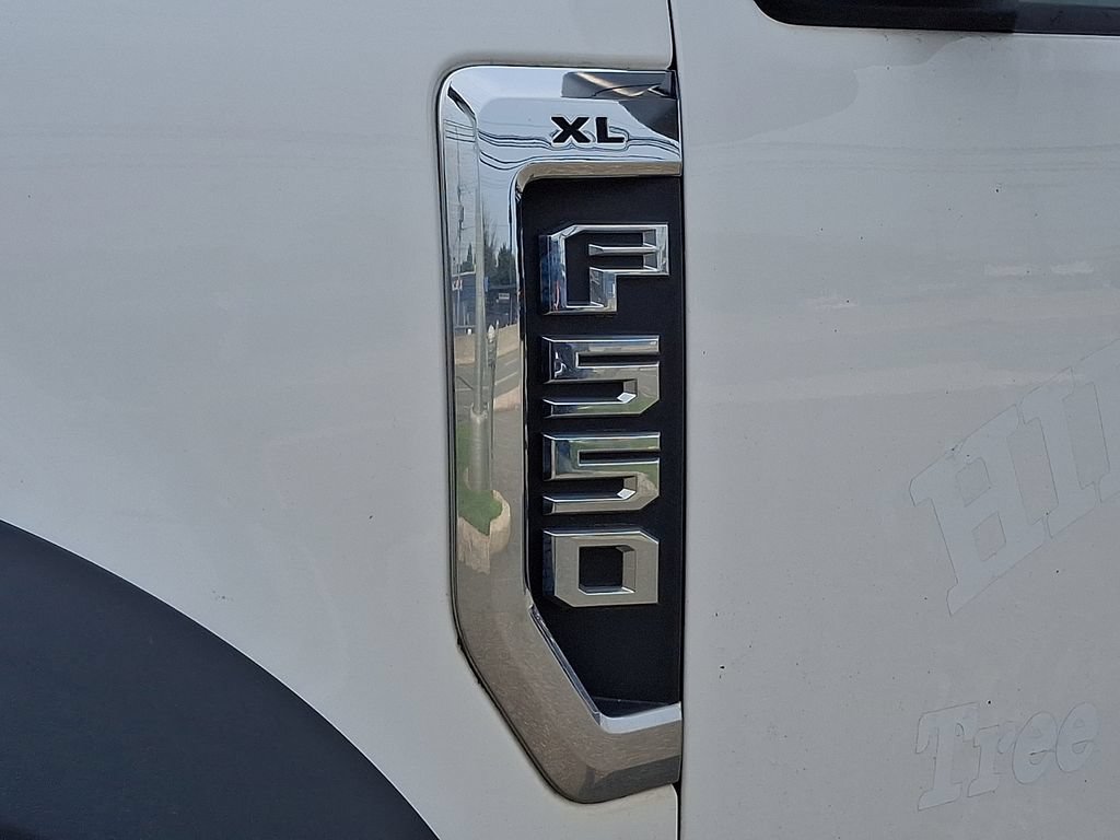 Used 2019 Ford F550 4x4 SuperCab Super Duty image 4