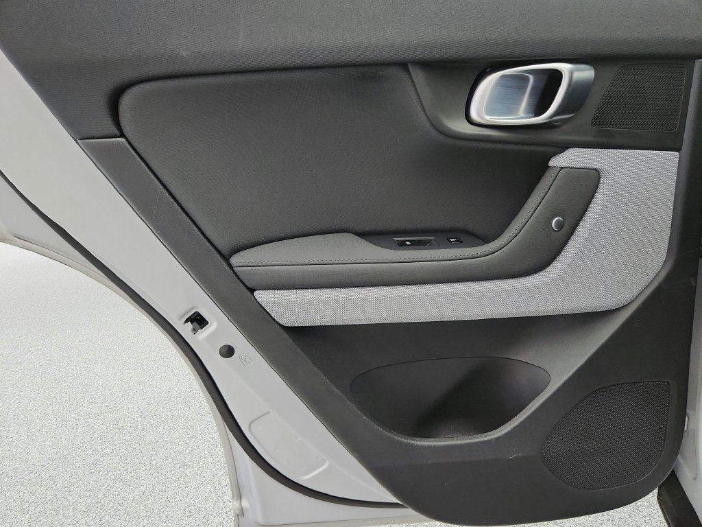 Used 2023 Polestar Polestar 2 w/ Pilot Pack AWD/4WD image 28