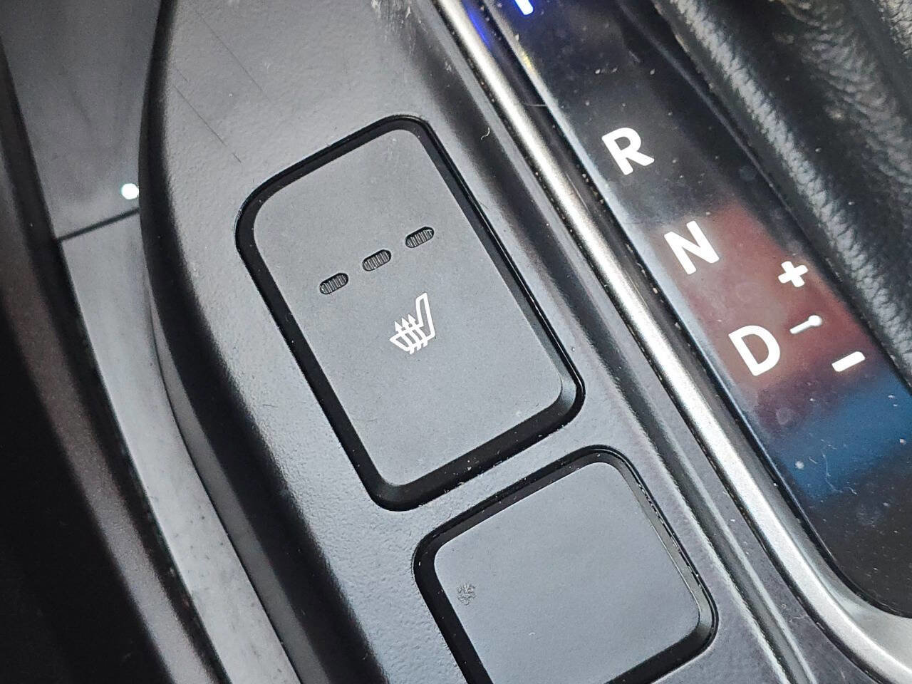 Used 2018 Hyundai Santa Fe Sport image 19