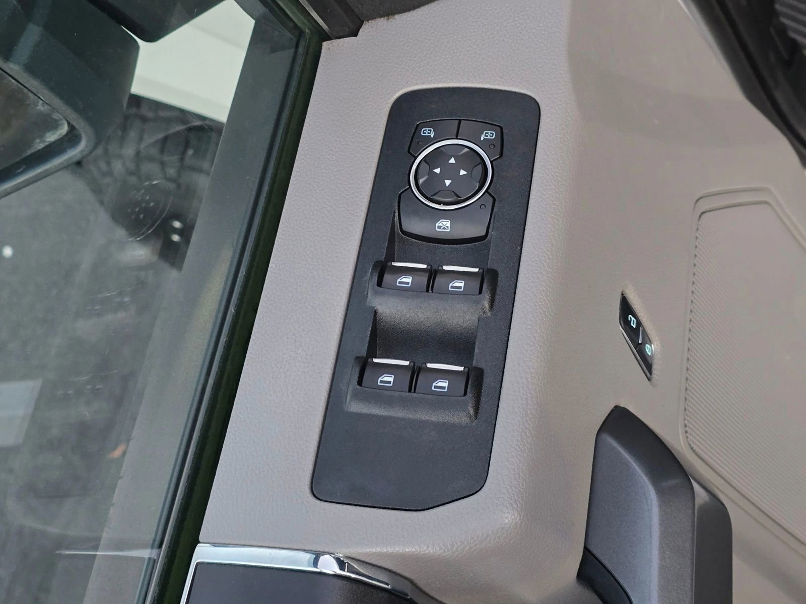 Used 2018 Ford F150 XLT w/ Equipment Group 301A Mid image 21