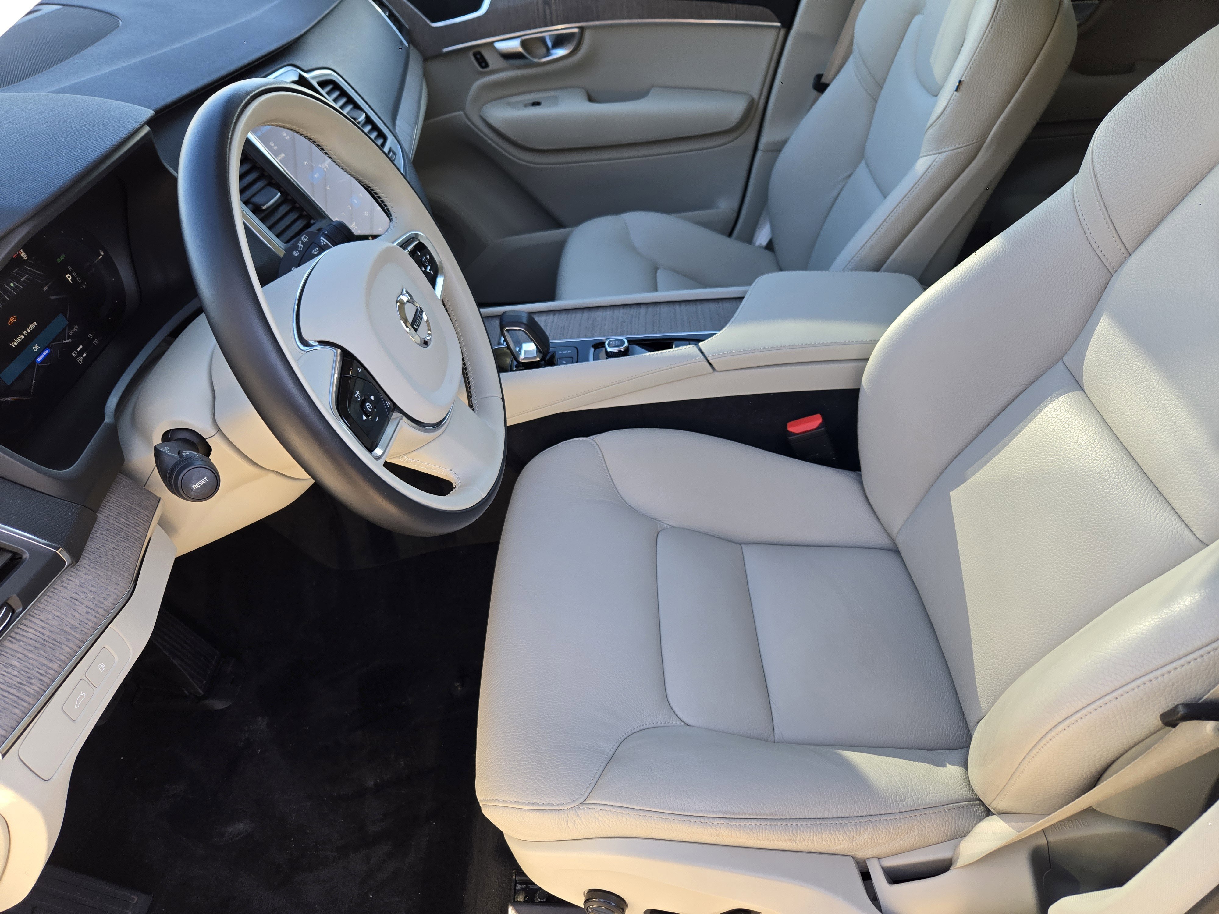 Used 2023 Volvo XC90 T8 Core w/ Protection Package Premier image 21