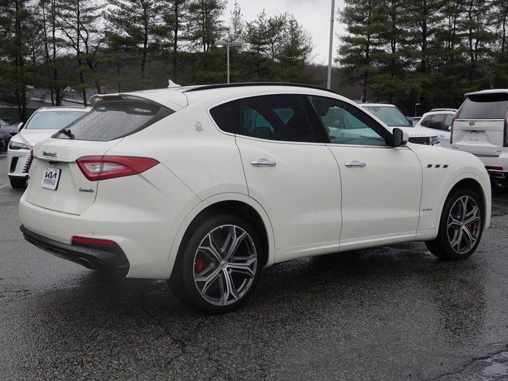 Used 2019 Maserati Levante S GranSport image 12