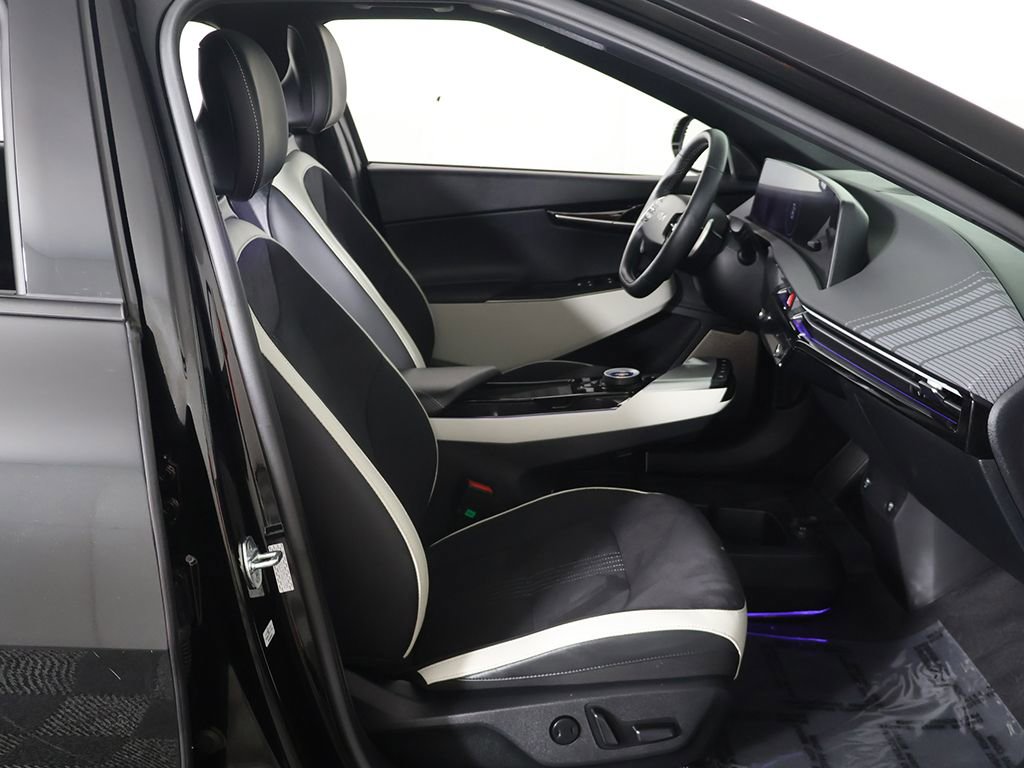 Used 2023 Kia EV6 GT-Line w/ GT-Line Suede Seat Package AWD/4WD image 31