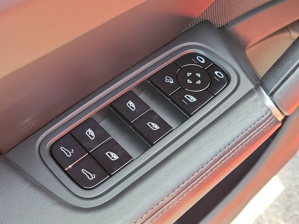 Certified 2021 Porsche Cayenne GTS AWD/4WD image 26