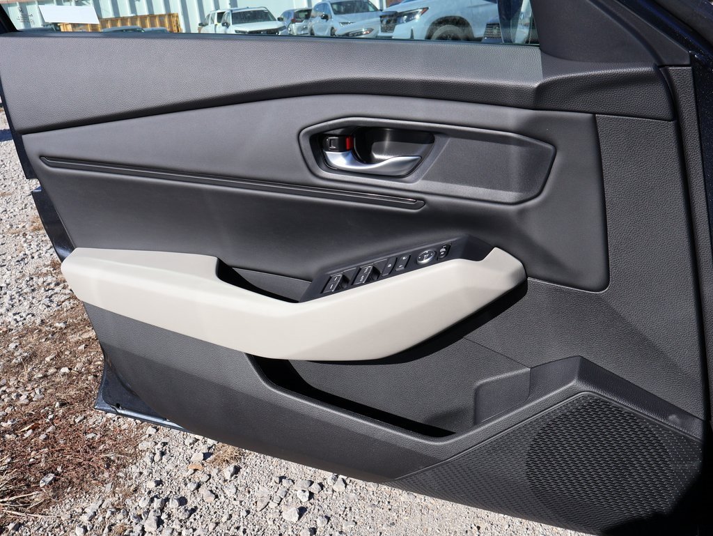 New 2025 Honda Accord SE image 28