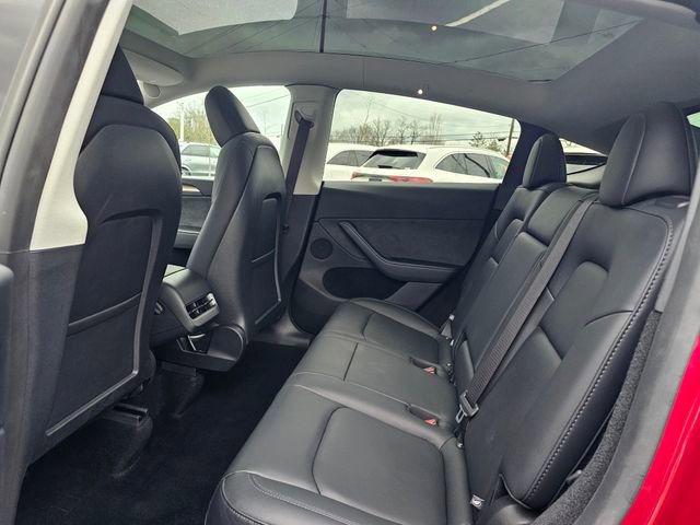 Used 2024 Tesla Model Y Performance image 22
