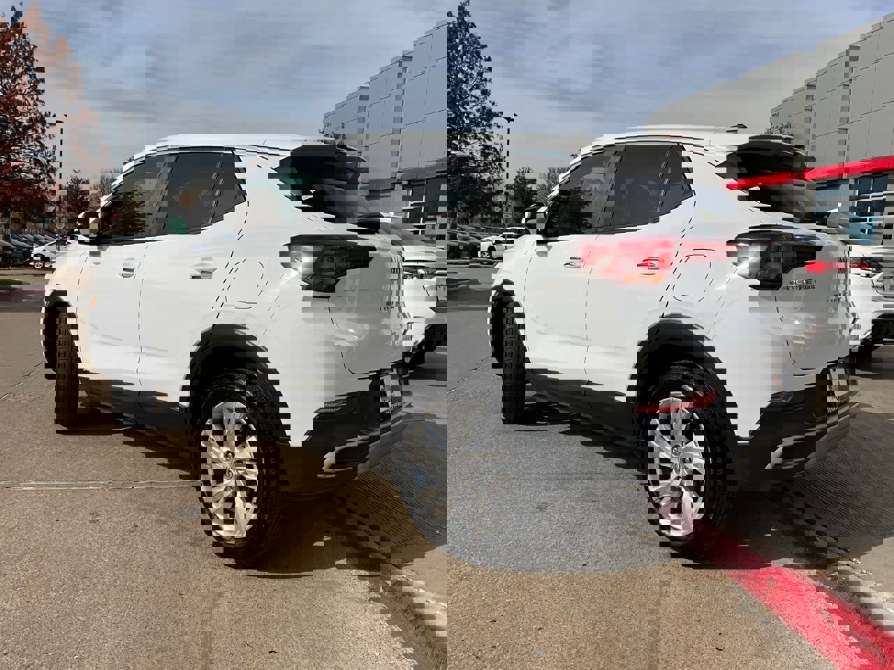 Used 2025 Buick Encore GX Preferred image 8