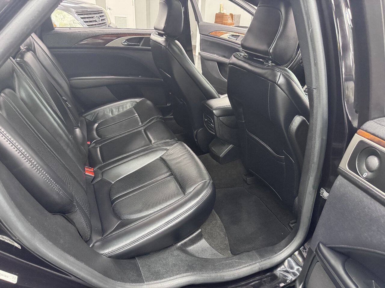 Used 2020 Lincoln MKZ Reserve AWD/4WD image 13
