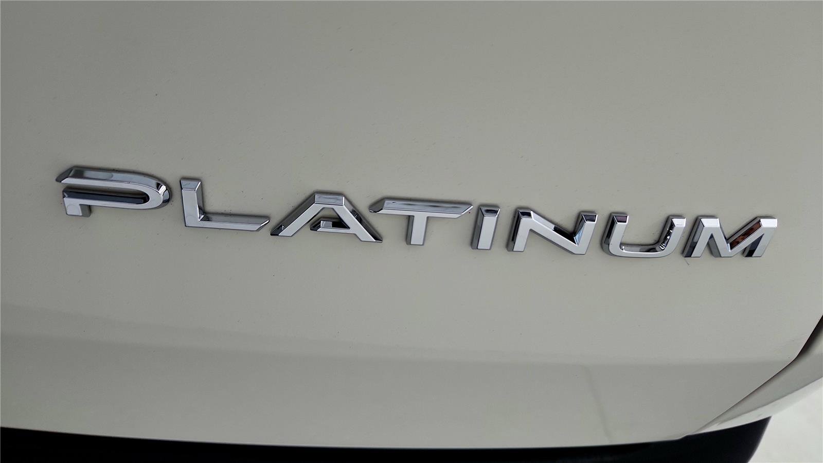 Certified 2024 Toyota Grand Highlander Platinum image 14