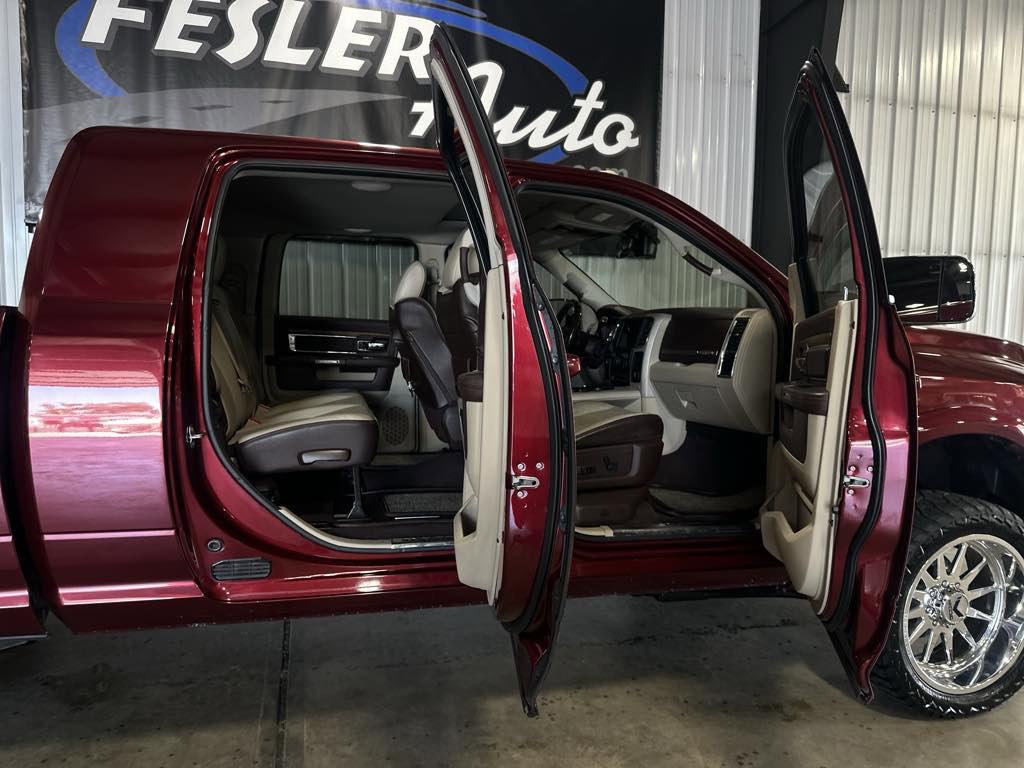 Used 2018 RAM 2500 Longhorn w/ Longhorn Southfork Package AWD/4WD image 14