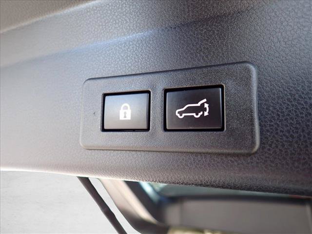 Used 2023 Subaru Ascent Touring AWD/4WD image 9