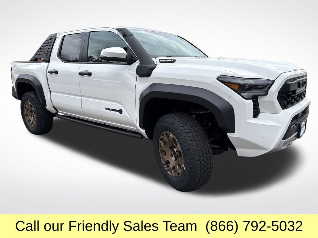 New 2025 Toyota Tacoma Trailhunter image 7