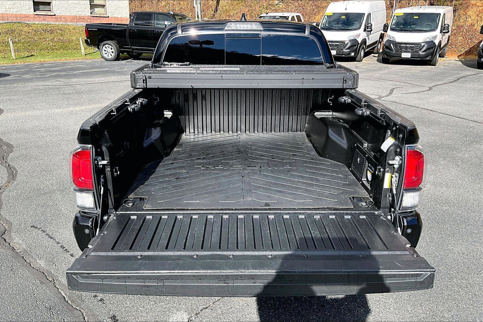 Used 2023 Toyota Tacoma Limited image 19