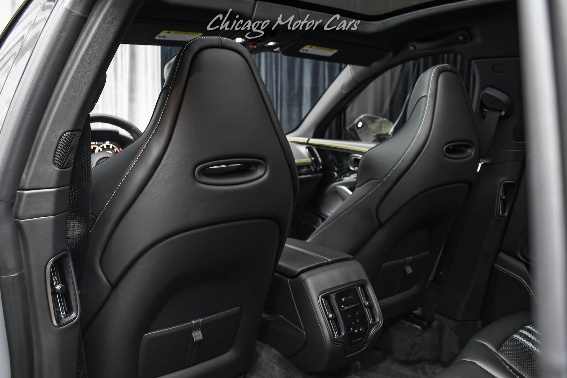 Used 2025 Aston Martin DBX 707 AWD/4WD image 23