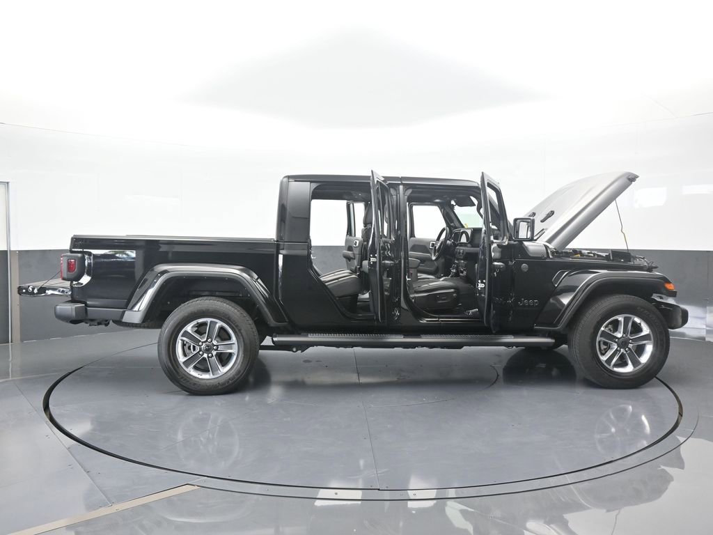 Used 2024 Jeep Gladiator Sport w/ Premium Package image 74