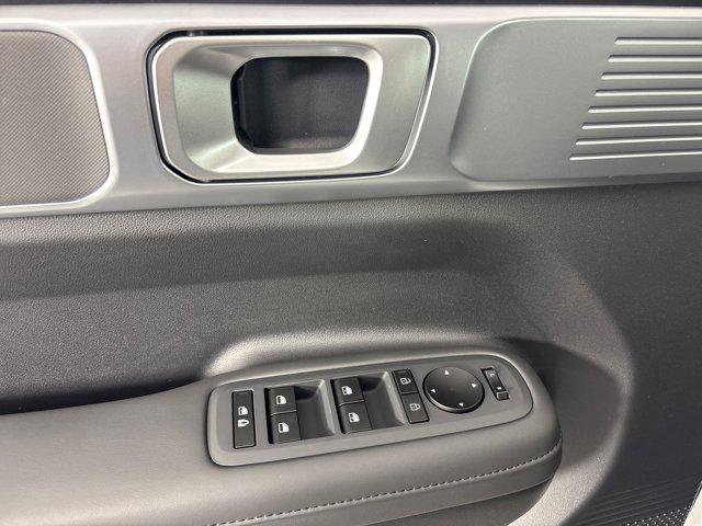 New 2026 Hyundai Santa Fe SEL image 25