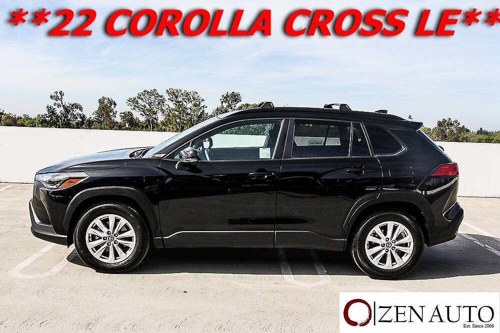 Used 2022 Toyota Corolla Cross LE w/ Black Badges Package (TMS) image 4