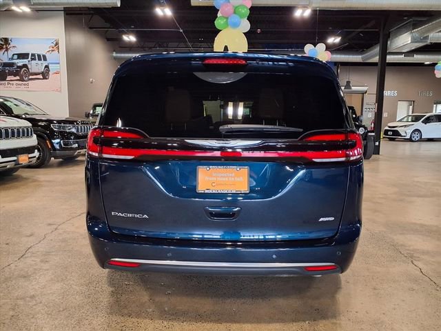 Used 2024 Chrysler Pacifica Pinnacle image 7