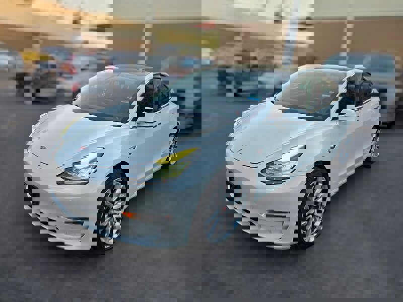 Used 2019 Tesla Model 3 Long Range image 1