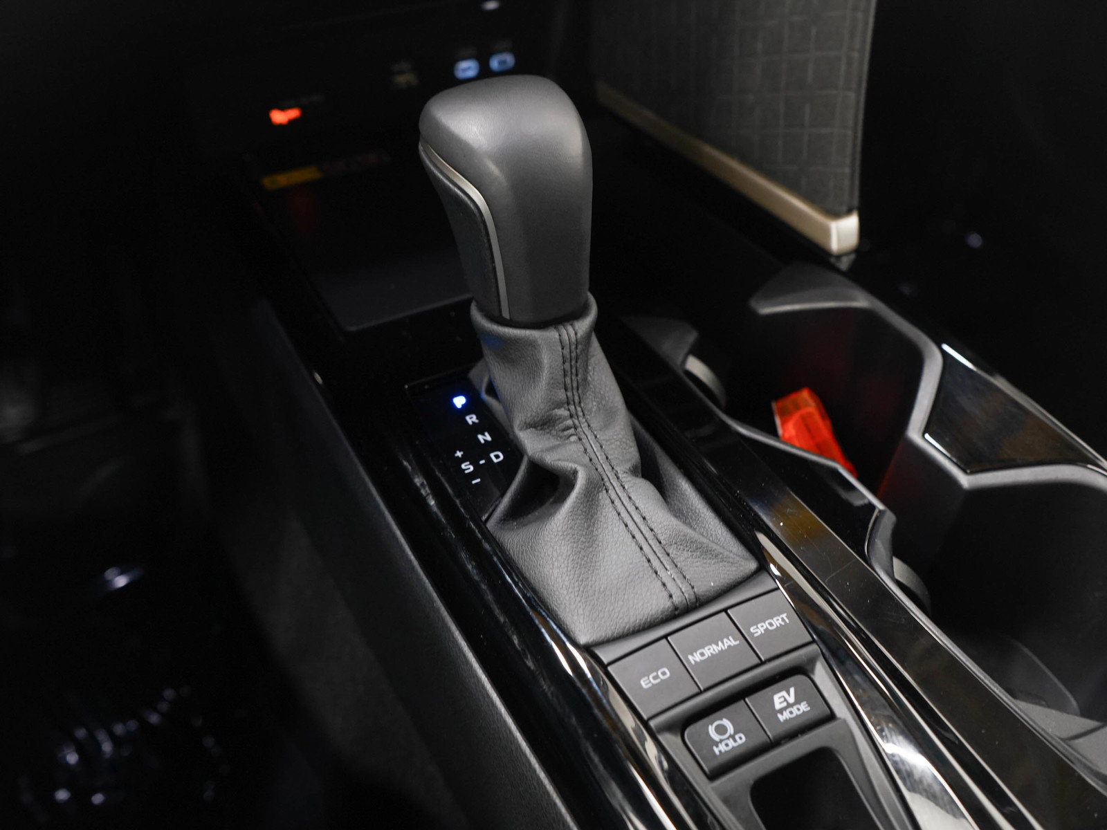 Used 2026 Toyota Camry XLE image 22